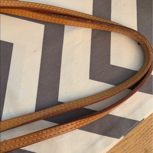 Louis Vuitton Neverfull GM - Picture 6 of 8